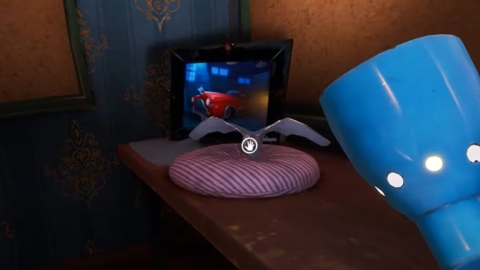 Bird-shaped ornament found in the study hall in Hello Neighbor 2.